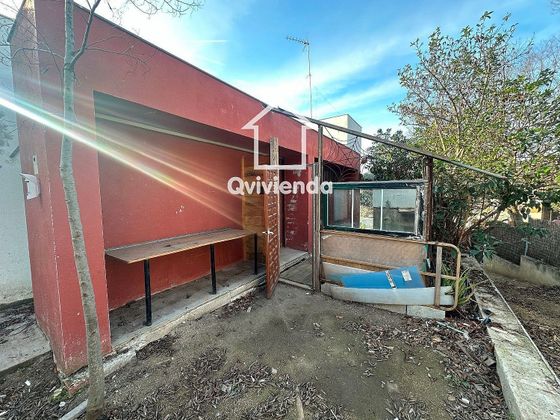Foto 2 de Venta de casa en La Floresta - Les Planes de 3 habitaciones con terraza y piscina