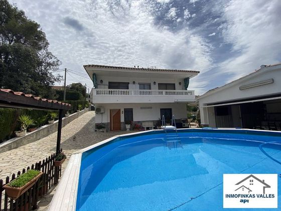 Foto 2 de Casa en venda a Lliçà de Vall de 5 habitacions amb terrassa i piscina