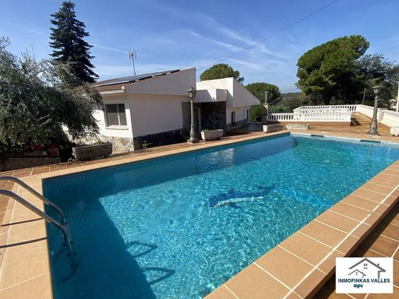 Foto 1 de Venta de casa en calle De Sant Josep de 3 habitaciones con terraza y piscina