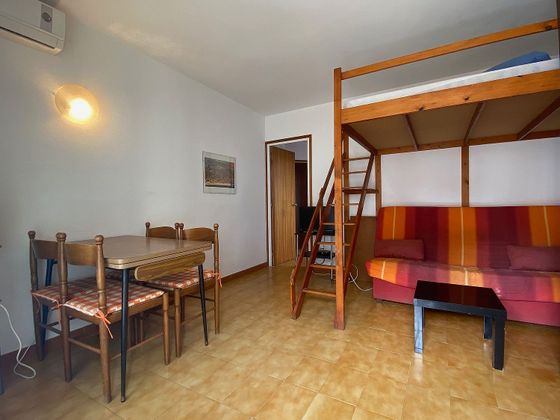 Foto 1 de Venta de piso en Empuriabrava de 1 habitación con terraza y aire acondicionado