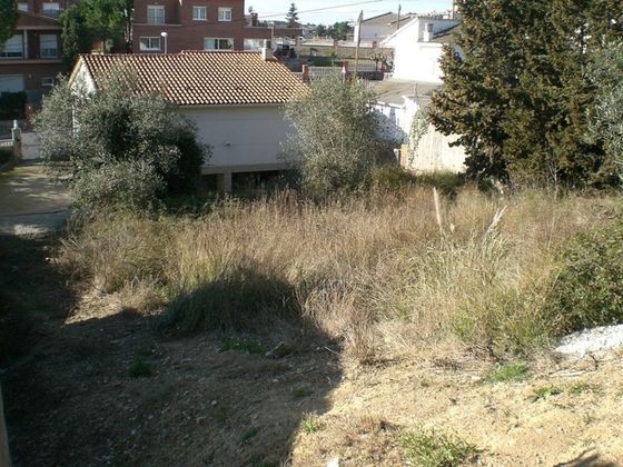 Foto 2 de Venta de terreno en calle Montserrat Roig de 500 m²