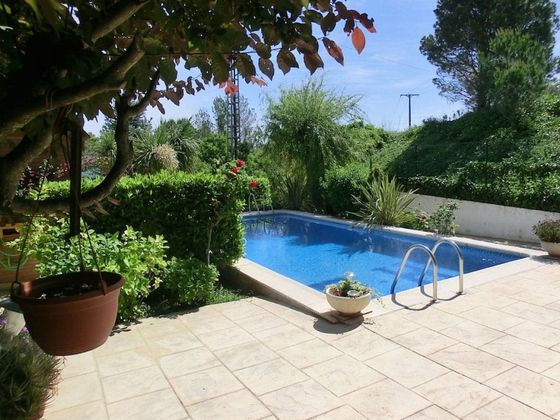 Foto 1 de Chalet en venta en calle Albéniz de 7 habitaciones con terraza y piscina