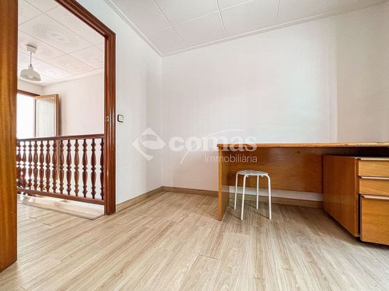 Foto 2 de Casa adosada en venta en Els Pins de 4 habitaciones con jardín y calefacción