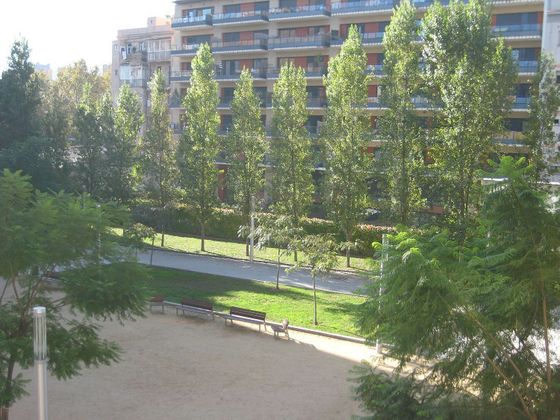 Foto 1 de Pis en venda a La Vila Olímpica del Poblenou de 2 habitacions amb terrassa i garatge