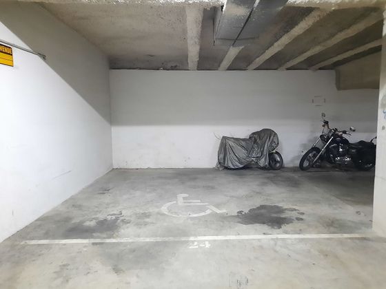 Foto 2 de Garaje en venta en calle Gongora de 28 m²