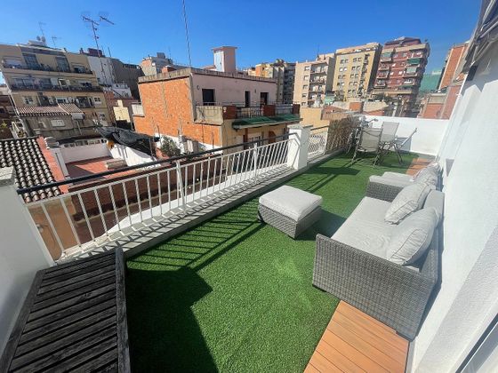 Foto 1 de Ático en venta en Sant Andreu de Palomar de 2 habitaciones con terraza y aire acondicionado