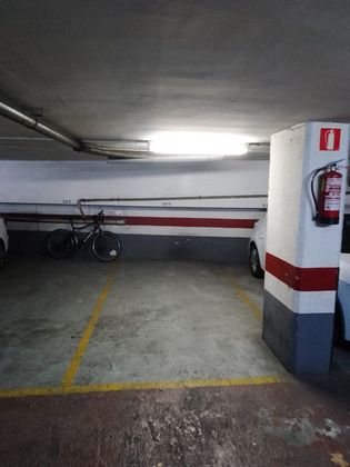 Foto 1 de Alquiler de garaje en calle De Valencia de 16 m²