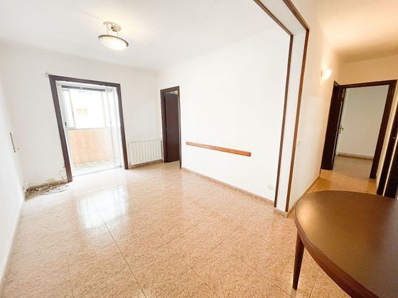 Foto 1 de Pis en venda a El Baix Guinardó de 3 habitacions amb calefacció i ascensor