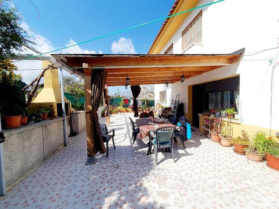 Foto 1 de Venta de chalet en Sant Esteve Sesrovires de 6 habitaciones con terraza y garaje