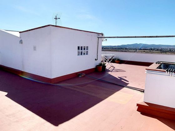 Foto 2 de Edifici en venda a Granada, La amb calefacció