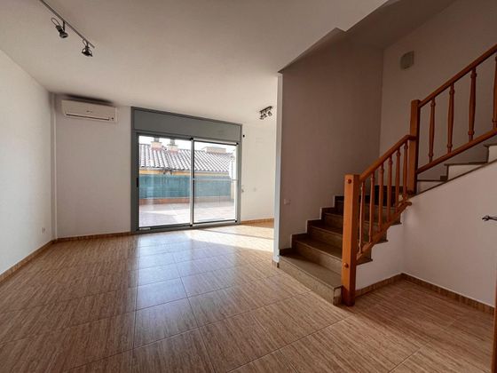 Foto 2 de Venta de casa en Vallbona d´Anoia de 3 habitaciones con terraza y garaje