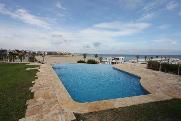 Foto 1 de Casa en venda a Els Munts de 5 habitacions amb terrassa i piscina
