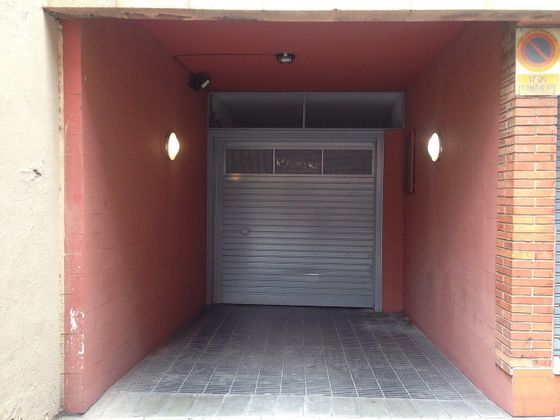 Foto 2 de Venta de garaje en Vila de Gràcia de 10 m²