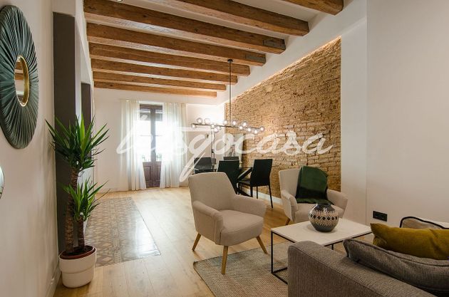 Foto 1 de Pis en venda a Sant Pere, Santa Caterina i la Ribera de 2 habitacions amb terrassa i balcó