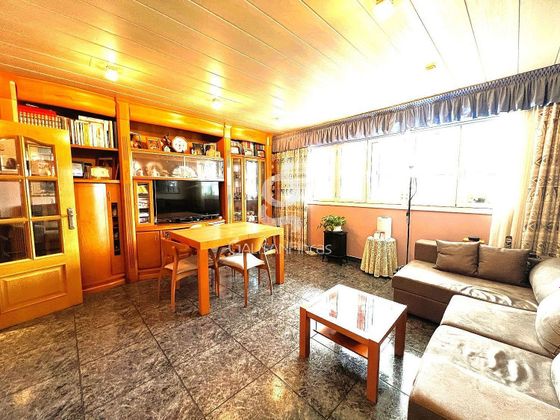 Foto 2 de Venta de piso en Fontsanta - Fatjó de 3 habitaciones con garaje y aire acondicionado