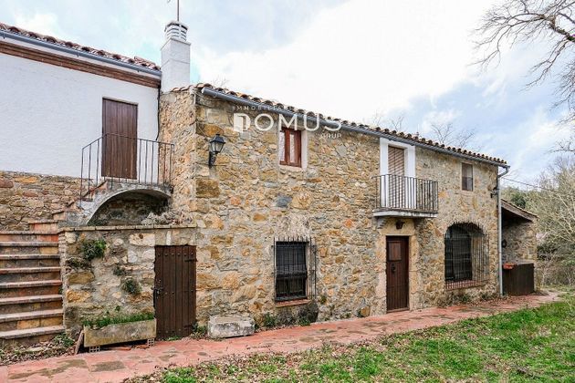 Foto 1 de Casa rural en venta en Maià de Montcal de 3 habitaciones con garaje y calefacción