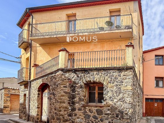 Foto 1 de Casa en venda a Sant Jaume de Llierca de 8 habitacions amb terrassa i garatge