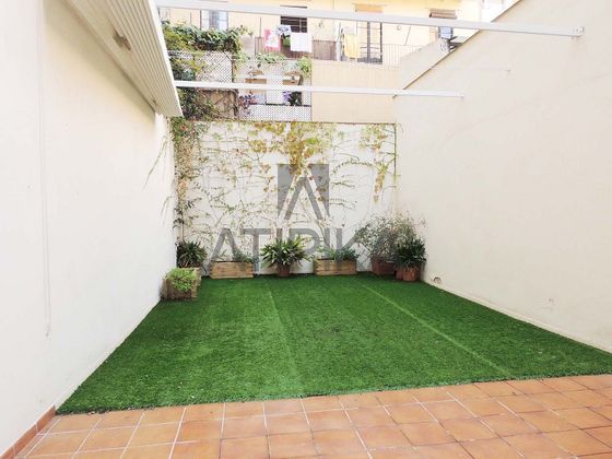 Foto 1 de Edifici en venda a El Camp d'en Grassot i Gràcia Nova de 375 m²