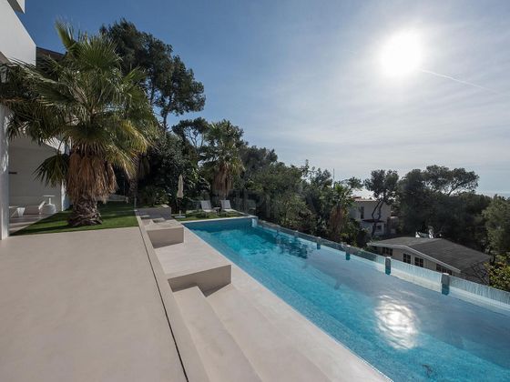 Foto 1 de Xalet en venda a Bellamar de 6 habitacions amb terrassa i piscina