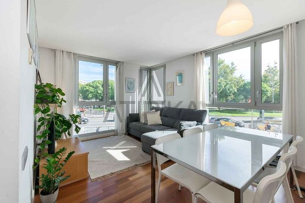 Foto 1 de Alquiler de piso en La Barceloneta de 2 habitaciones con muebles y aire acondicionado