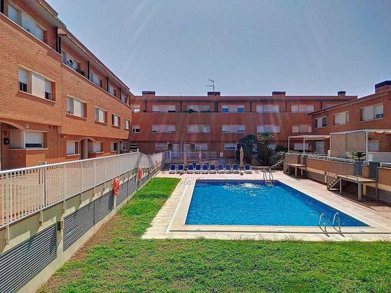 Foto 1 de Casa en venda a Pla de Sant Pere-Les Salines de 5 habitacions amb terrassa i piscina