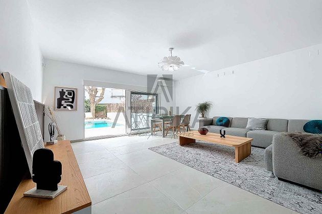 Foto 1 de Casa en venda a Can Girona - Terramar - Can Pei - Vinyet de 4 habitacions amb terrassa i piscina