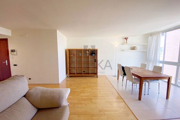 Foto 1 de Alquiler de piso en El Putxet i el Farró de 1 habitación con garaje y muebles