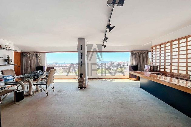 Foto 1 de Ático en venta en El Camp d'en Grassot i Gràcia Nova de 3 habitaciones con terraza y balcón