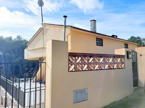 Foto 1 de Xalet en venda a Castellnou - Can Mir - Sant Muç de 4 habitacions amb terrassa i garatge