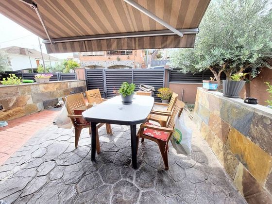 Foto 1 de Casa en venda a Can Parellada de 3 habitacions amb terrassa i jardí