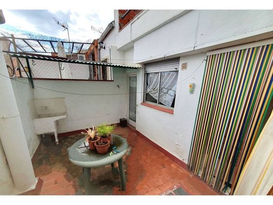 Foto 1 de Casa en venta en Poble Nou - Zona Esportiva de 3 habitaciones con terraza y garaje