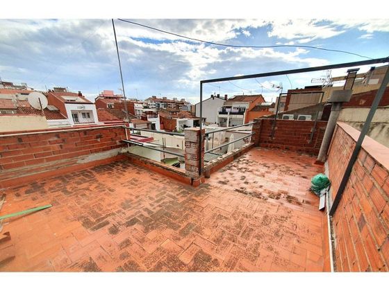 Foto 2 de Casa en venta en Poble Nou - Zona Esportiva de 3 habitaciones con terraza y garaje