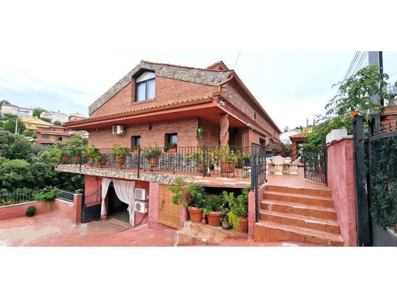 Foto 1 de Casa en venda a Roc Blanc de 4 habitacions amb terrassa i garatge