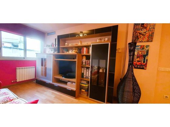 Foto 1 de Pis en venda a Ca n'Aurell de 2 habitacions amb garatge i aire acondicionat