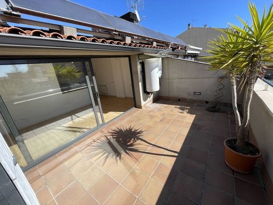 Foto 2 de Dúplex en venda a Montserrat - Torre-Sana - Vilardell de 2 habitacions amb terrassa i piscina