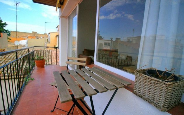 Foto 2 de Venta de piso en Vila de Palafrugell - Llofriu - Barceloneta de 4 habitaciones con terraza y balcón