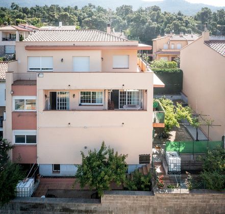 Foto 2 de Chalet en venta en Jonquera, La de 4 habitaciones con terraza y jardín