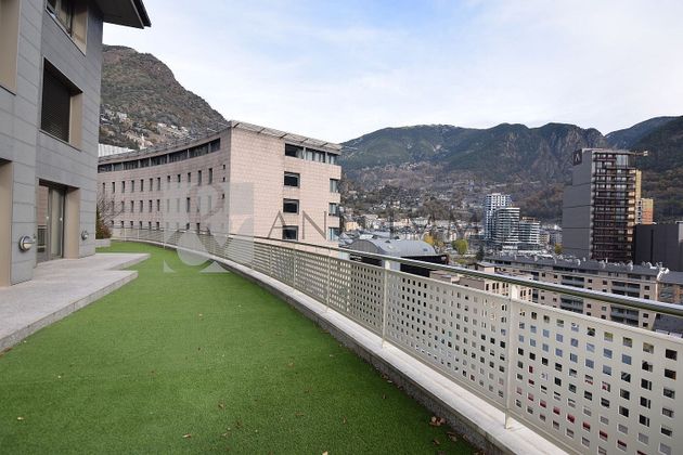Foto 2 de Pis en lloguer a Andorra la Vella de 3 habitacions amb terrassa i garatge