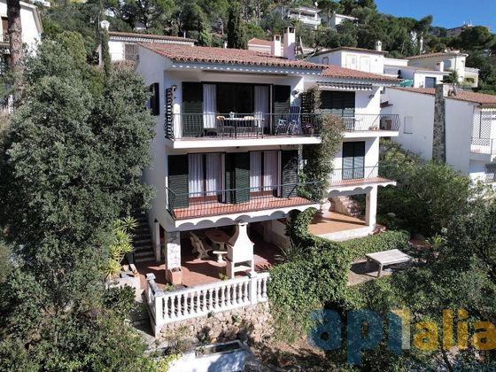 Foto 1 de Casa adossada en venda a Rosamar de 3 habitacions amb terrassa i balcó