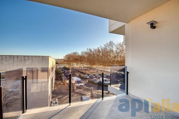 Foto 2 de Àtic en venda a Centre - Estanys de 2 habitacions amb terrassa i piscina