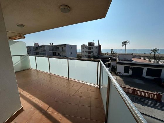 Foto 2 de Àtic en venda a Baixador de 3 habitacions amb terrassa