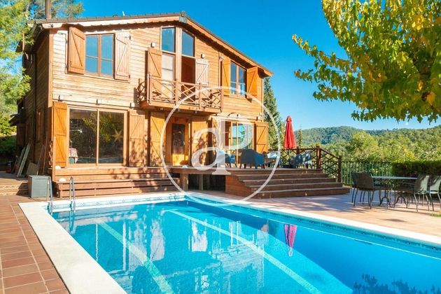 Foto 1 de Casa en lloguer a La Floresta - Les Planes de 4 habitacions amb terrassa i piscina
