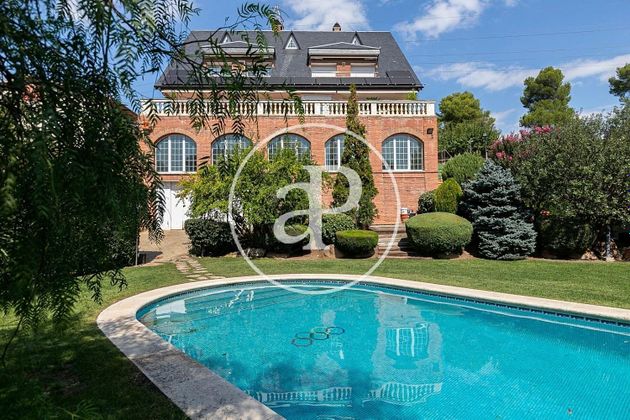 Foto 1 de Xalet en venda a La Floresta - Les Planes de 7 habitacions amb terrassa i piscina