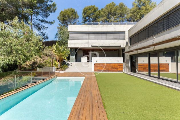 Foto 2 de Casa en venta en Bellaterra de 8 habitaciones con terraza y piscina