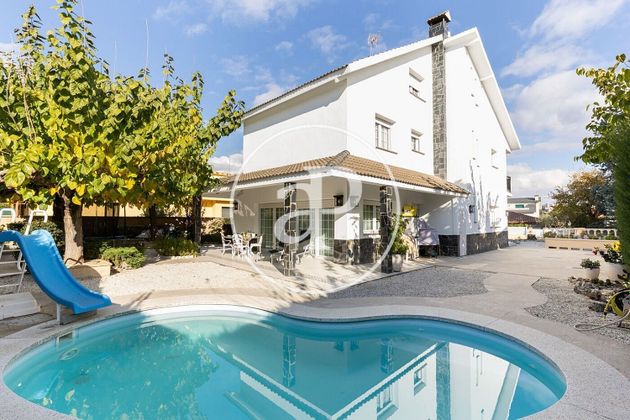 Foto 1 de Xalet en venda a Castellarnau - Can Llong de 5 habitacions amb terrassa i piscina