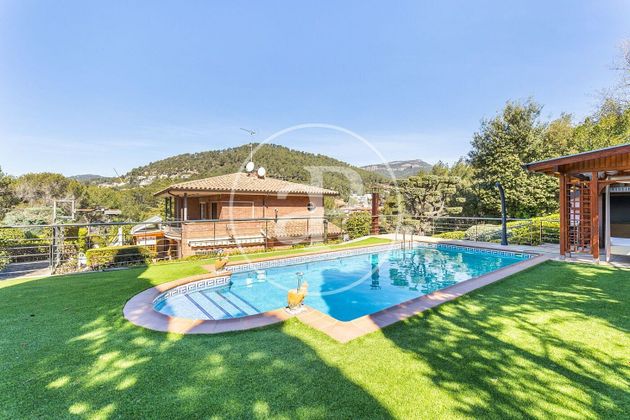 Foto 1 de Xalet en venda a Matadepera de 4 habitacions amb terrassa i piscina