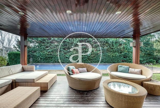 Foto 2 de Casa en venda a Can Majó - Can Trabal de 6 habitacions amb terrassa i piscina