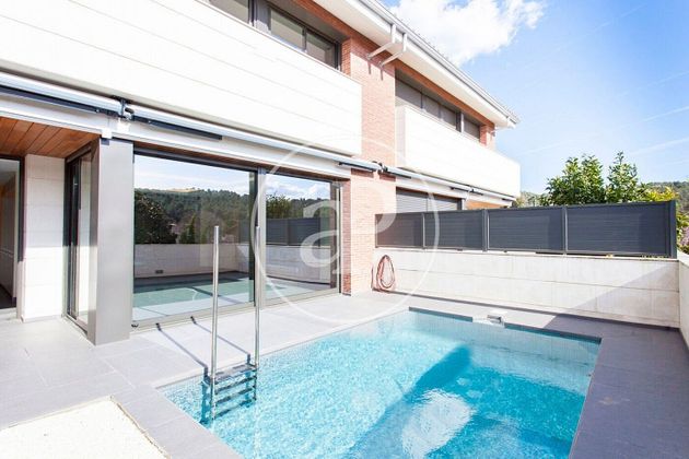 Foto 1 de Chalet en alquiler en Can Majó - Can Trabal de 4 habitaciones con terraza y piscina