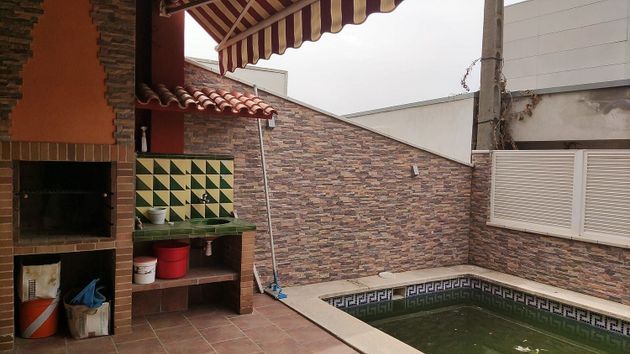 Foto 1 de Venta de casa en Vilallonga del Camp de 3 habitaciones con terraza y piscina