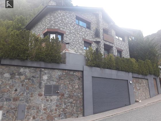Foto 1 de Chalet en venta en Andorra la Vella de 4 habitaciones con terraza y garaje